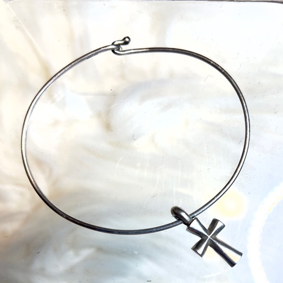 James Avery Sterling Silver Bangle Hook-On Bracelet with St Teresa Cross Charm - Picture 5 of 5